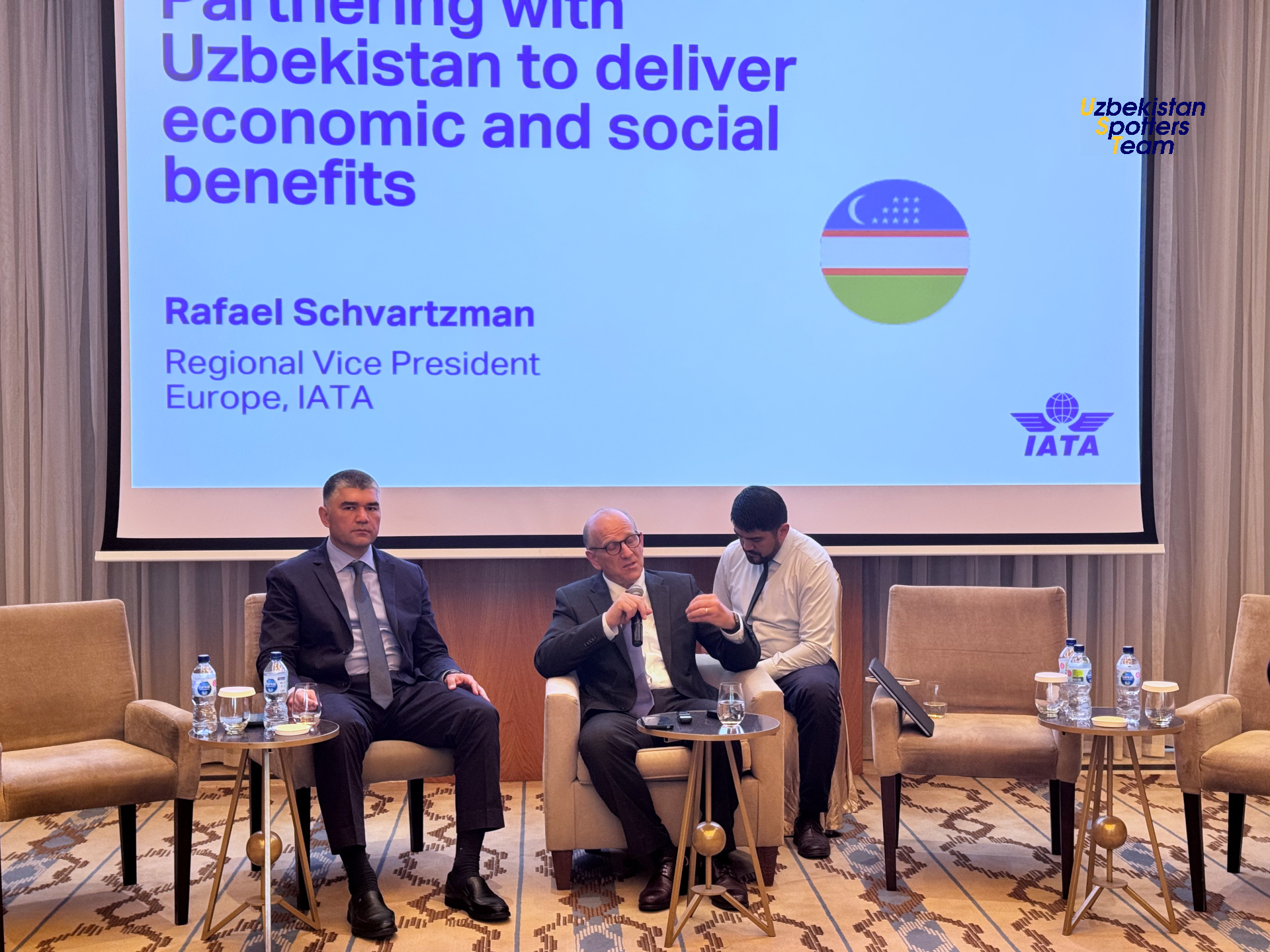 Jasurbek Choriyev, Deputy minister of transport and Rafael Schvartzman, IATA’s Regional Vice President for Europe