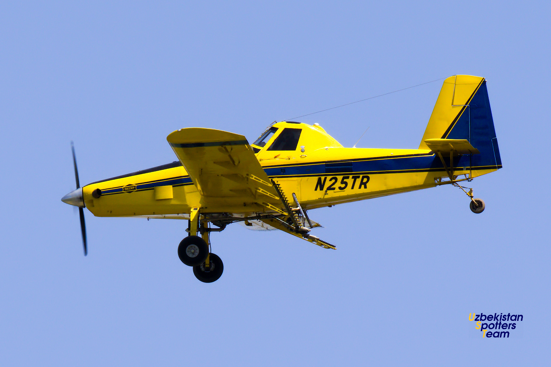 Air Tractor AT-502XP N25TR